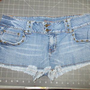 Younique denim short Shorts Size 13 juniors
